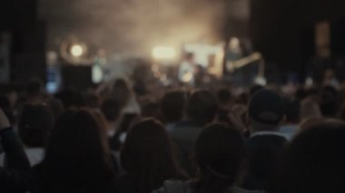 Gençlik rock konseri