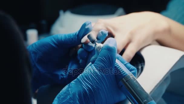 La preparación de las uñas para la manicura — Vídeo de stock