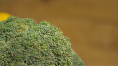 Domates, brokoli, biber.