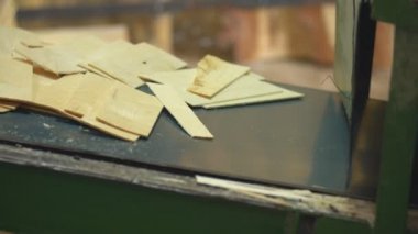 Tahta tahtaların otomatik hareketi
