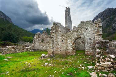 Olympos antik kentinin kalıntıları