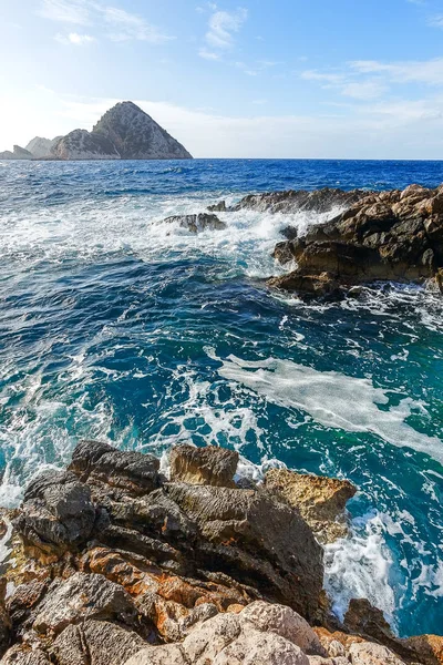 Ada deniz, taş beach, okyanus sprey