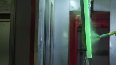 Endüstriyel sprey boya Metal parçalar