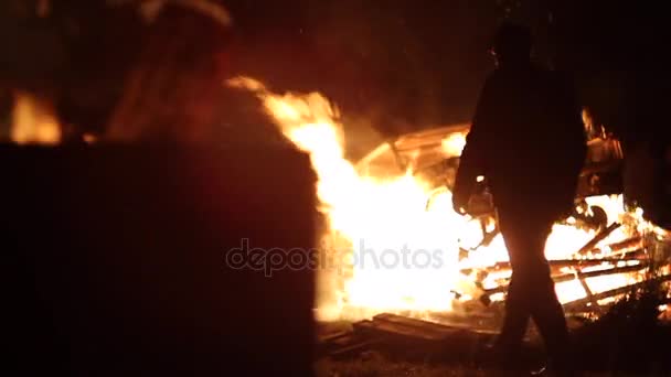 Zamieszki w mieście, ogień — Wideo stockowe