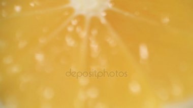 Kesilmiş limon makro. Limon dilimleri