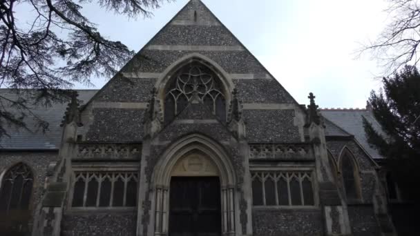 Oude Engelse stenen kerk. — Stockvideo