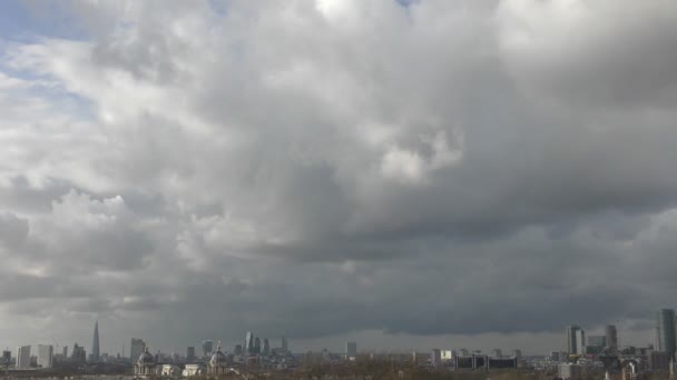 Blick in die Innenstadt. — Stockvideo