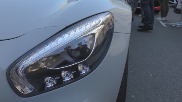 Headlights and front of the car. — Stock Video