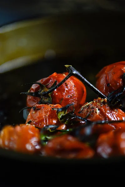 Grilled Vine Tomatoes — Stock Photo, Image