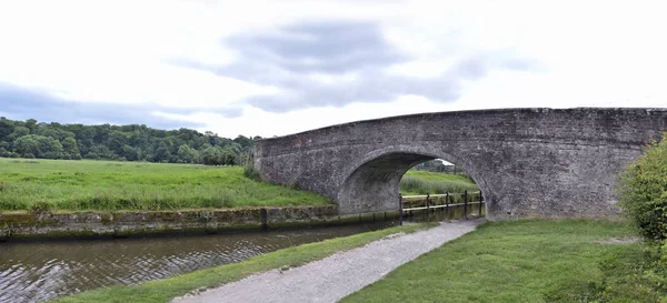 18th Century stone bridge — Stock Photo, Image