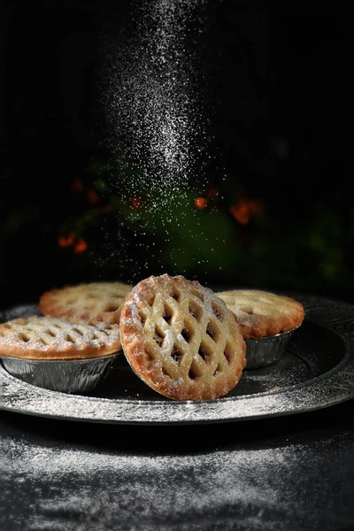 Feestelijke mince pies — Stockfoto