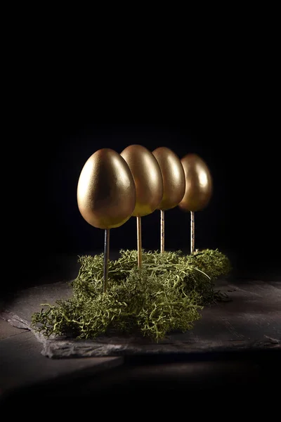 Einzigartiges Originelles Konzeptbild Für Organisches Und Nachhaltiges Rentenwachstum Goldene Eier — Stockfoto