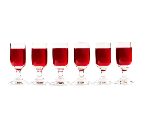Set Cocktail Ciliegie Alcoliche Bicchierini Isolati Bianco Liquore Lusso Rosso — Foto Stock