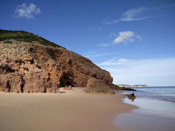 Plaży Furnas w Algarve — Zdjęcie stockowe