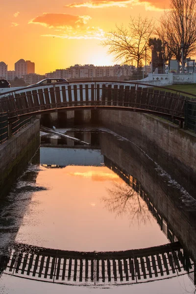 Ferragudo köy nehir