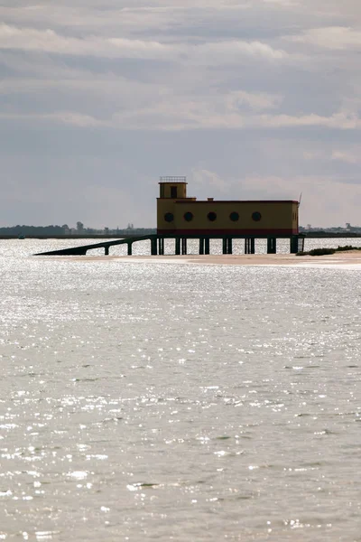 Landmark lifeguard house — Stock Photo, Image