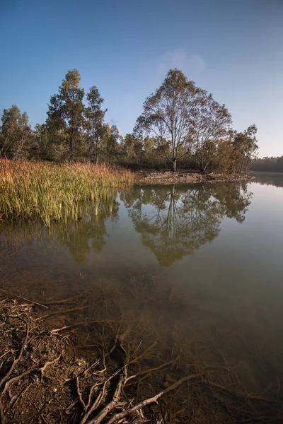 Lago tranquilo en Sao Domingos — Foto de Stock