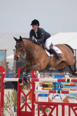 At engel atlama Yarışması