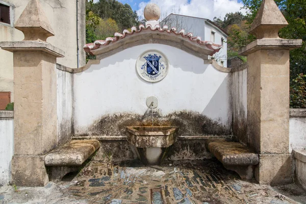 Petite fontaine à eau — Photo