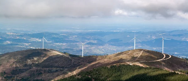 風力風力発電機 — ストック写真