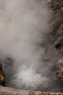 Furnas yakınındaki Fumarolas