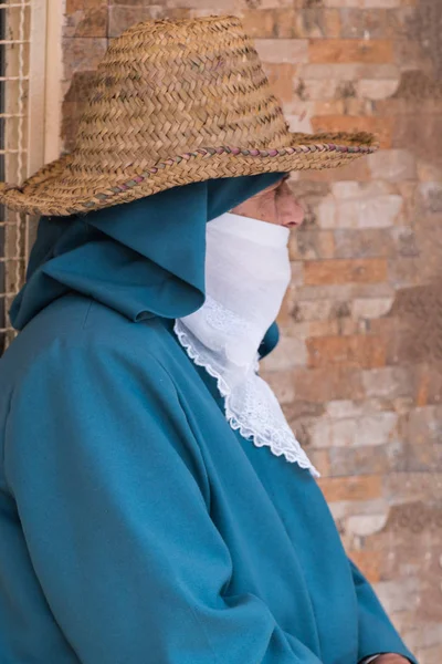 2016年6月9日？丹吉尔-摩洛哥: 几名典型摩洛哥妇女 — 图库照片