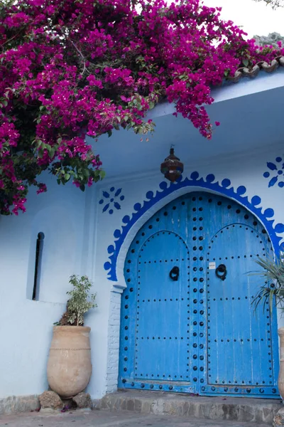 Chefchaouen kapı mimarisi