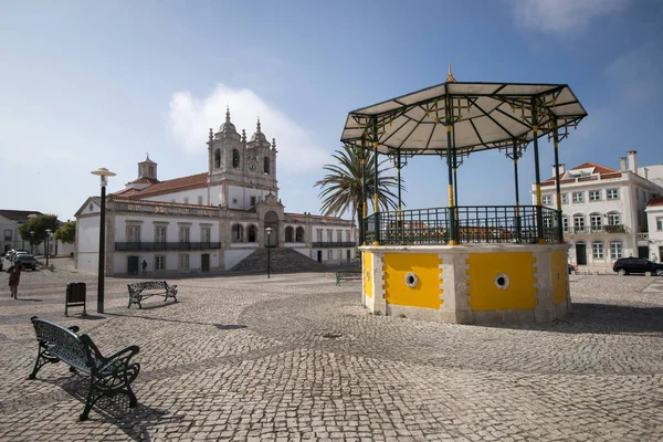 Vackra musikpaviljongen i Nazare — Stockfoto