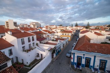 Sines sokaklarında