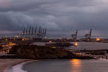 Kargo Konteyner Vinç