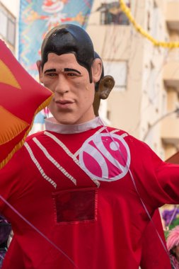 Loule, Portekiz - Şubat 2016: Renkli karnaval (Carnaval) geçit 