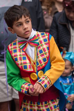 Loule, Portekiz - Şubat 2016: Renkli karnaval (Carnaval) geçit 