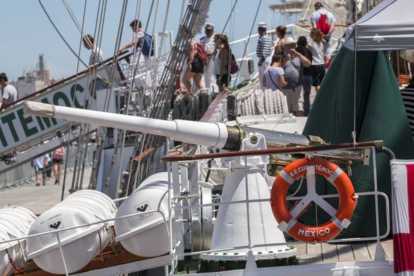 Lisszabon, Portugália: 22 július, 2016 - magas hajók verseny egy nagy na — Stock Fotó