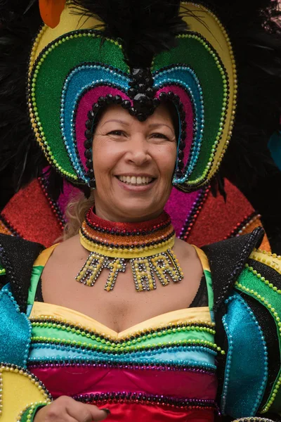 LOULE, PORTOGALLO - FEBBRAIO 2016: Carnevale colorato (Carnevale) Parade — Foto Stock