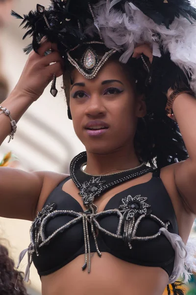 LOULE, PORTUGAL - FEB 2016: Colorido desfile de carnaval — Foto de Stock