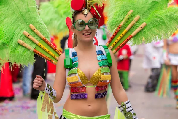 Loule, Portugália - Feb 2016: (Carnaval) színes farsangi felvonulás — Stock Fotó
