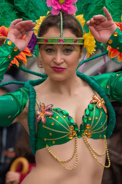 LOULE, PORTOGALLO - FEBBRAIO 2016: Carnevale colorato (Carnevale) Parade — Foto Stock