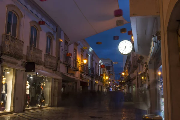 Crepúsculo en las calles de Faro — Foto de Stock