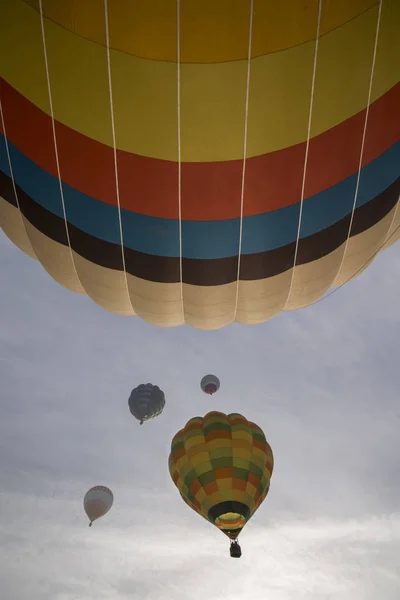 Ascensión del festival de globos de aire caliente —  Fotos de Stock