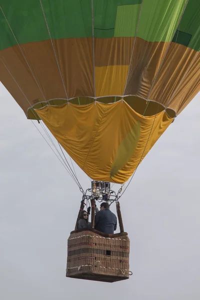 Ascensión del festival de globos de aire caliente —  Fotos de Stock