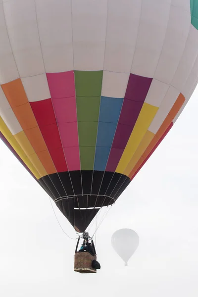 Heißluftballonfestival steigt — Stockfoto