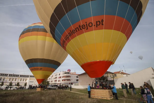 Uppstigningen av varm luft ballonger festival — Stockfoto