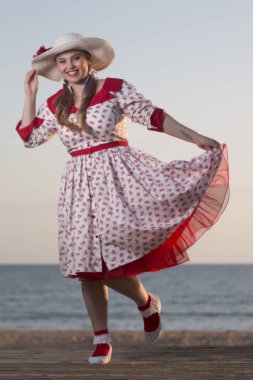 Sevimli pinup kız Beach