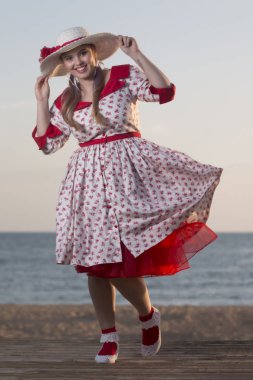 Sevimli pinup kız Beach