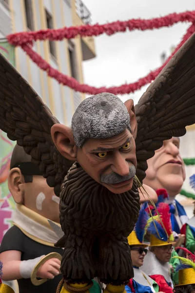 LOULE, PORTUGAL - FEB 2017: Colorful Carnival (Carnaval) Parade — Stock Photo, Image