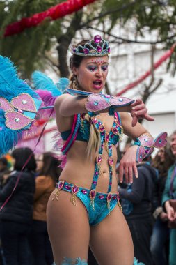 Loule, Portekiz - Şubat 2017: Renkli karnaval (Carnaval) geçit 