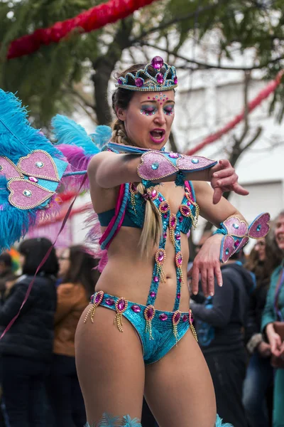 LOULE, PORTOGALLO - FEB 2017: Carnevale colorato (Carnevale) Parade — Foto Stock