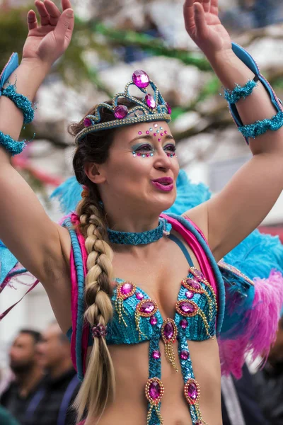 LOULE, PORTOGALLO - FEB 2017: Carnevale colorato (Carnevale) Parade — Foto Stock