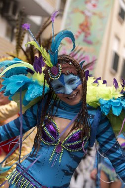 Loule, Portekiz - Şubat 2017: Renkli karnaval (Carnaval) geçit 