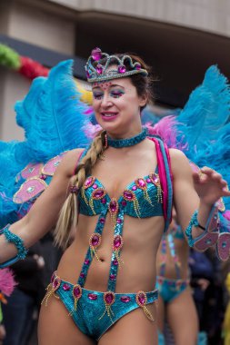 Loule, Portekiz - Şubat 2017: Renkli karnaval (Carnaval) geçit 